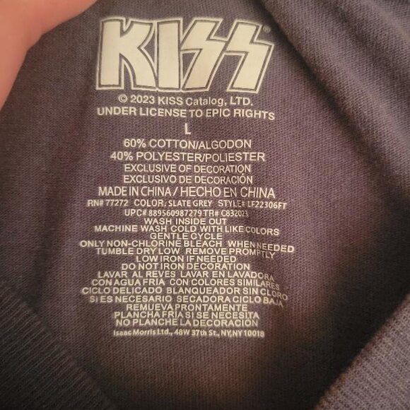 Crop Top - Picture 2 of 3